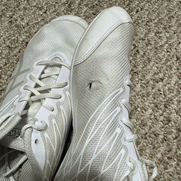 ASICS Cheer Shoes - Picture 3 of 6